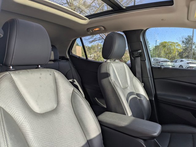 Used 2023 Buick Encore GX Essence w/ Experience Buick Package image 21
