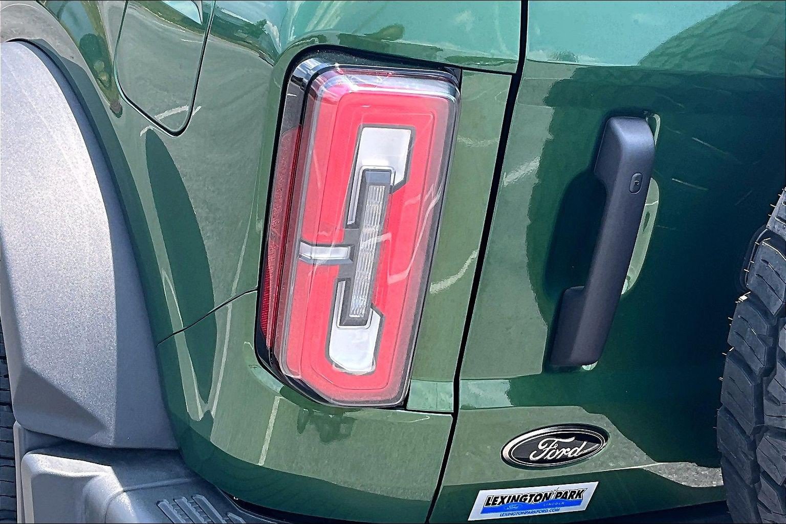 Used 2025 Ford Bronco Badlands AWD/4WD image 23