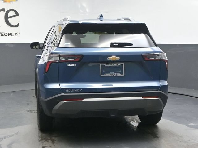 Used 2025 Chevrolet Equinox LT w/ Convenience Package II FWD image 35