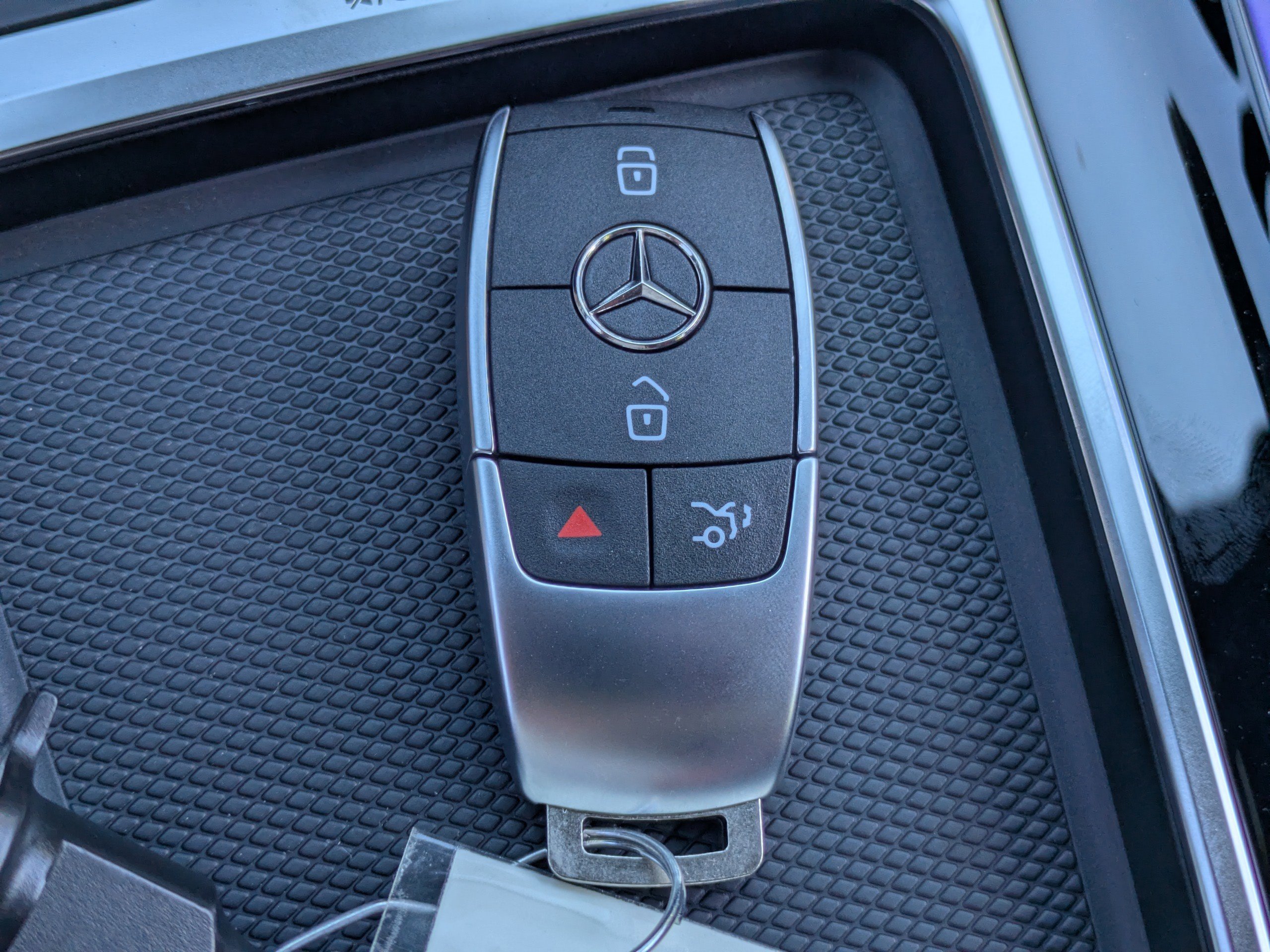 New 2026 Mercedes-Benz GLB 250 image 29