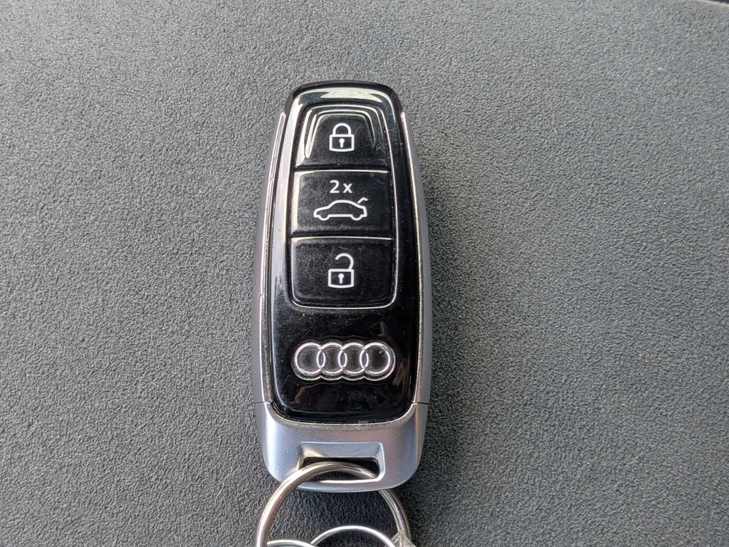 Used 2025 Audi RS Q8 performance AWD/4WD image 32