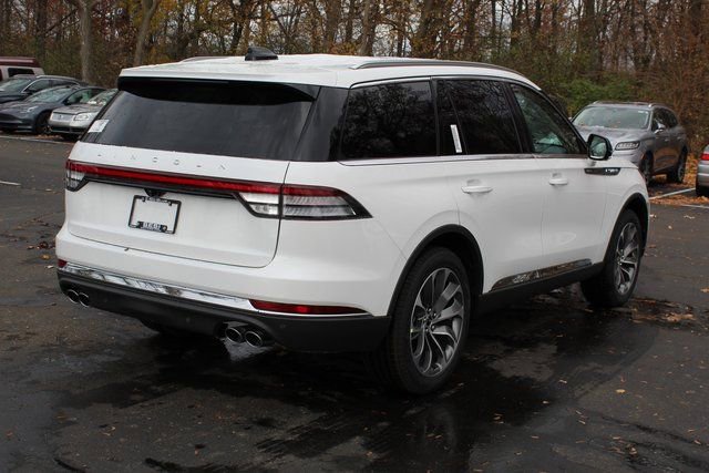 New 2026 Lincoln Aviator Reserve AWD/4WD image 3