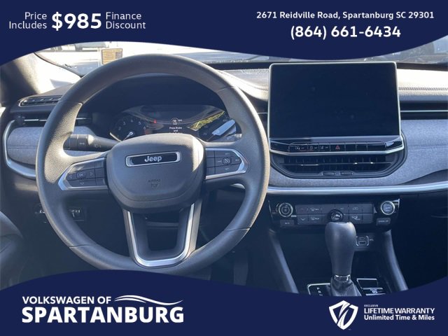 Used 2024 Jeep Compass Sport image 13