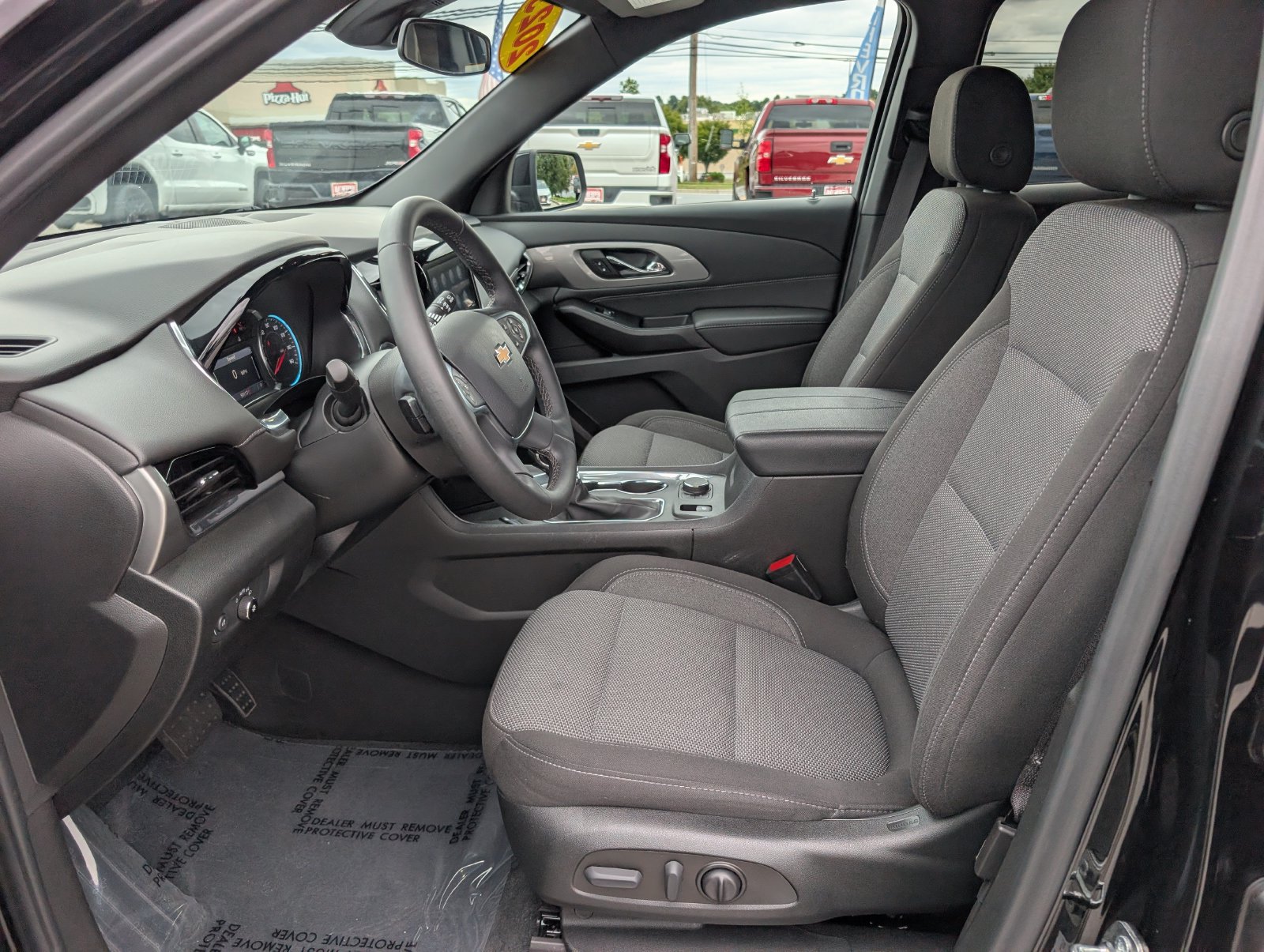 Used 2023 Chevrolet Traverse LT AWD/4WD image 19