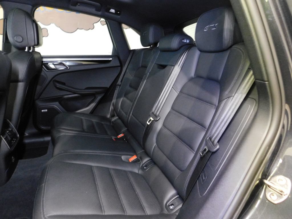 Used 2021 Porsche Macan GTS AWD/4WD image 79