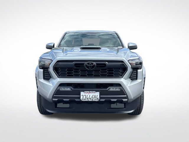 Used 2025 Toyota Tacoma TRD Sport AWD/4WD image 7