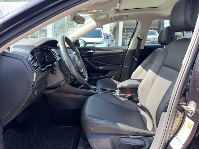 Certified 2020 Volkswagen Jetta SEL FWD image 12