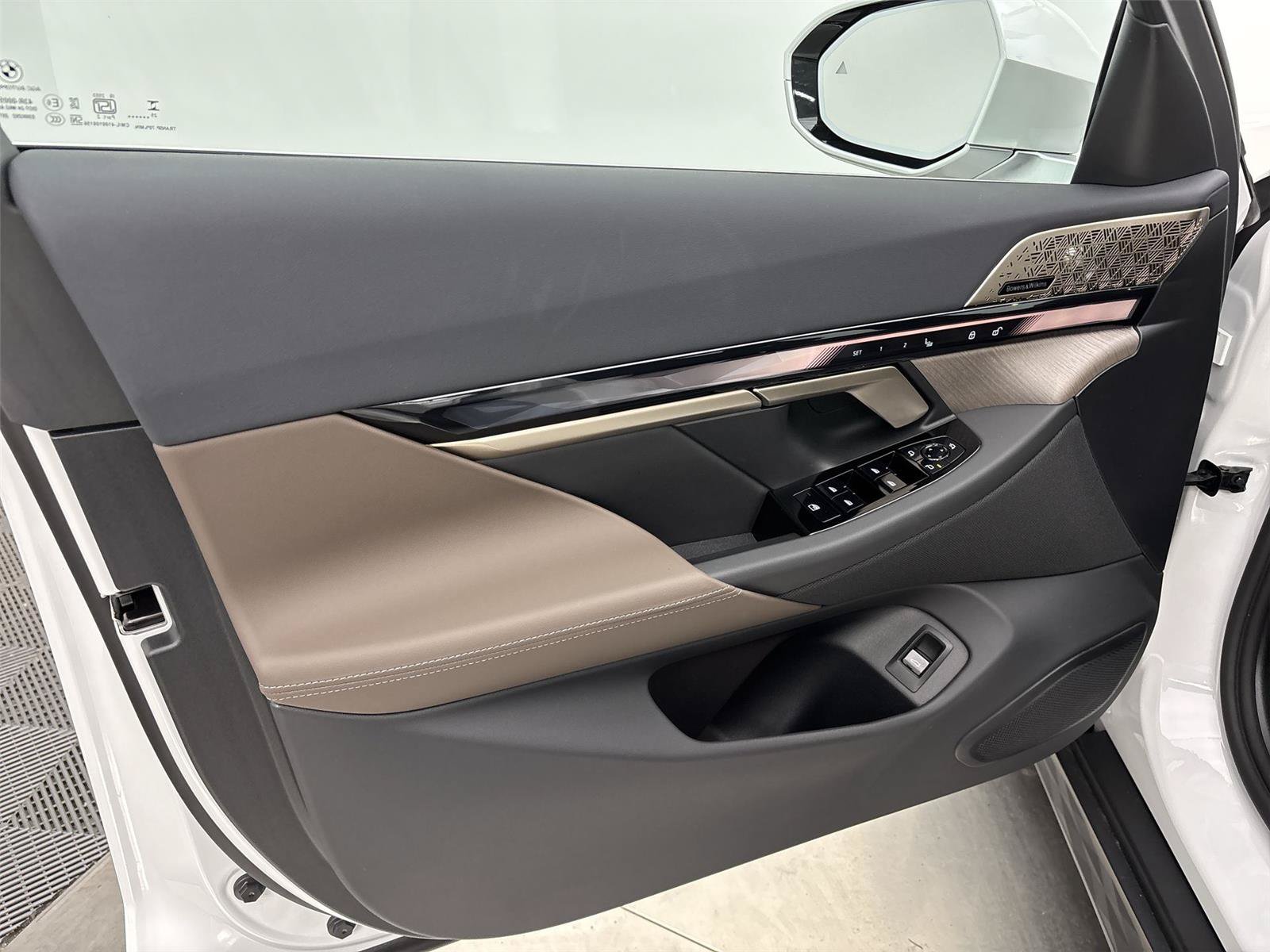 Used 2026 BMW i5 eDrive40 RWD image 26