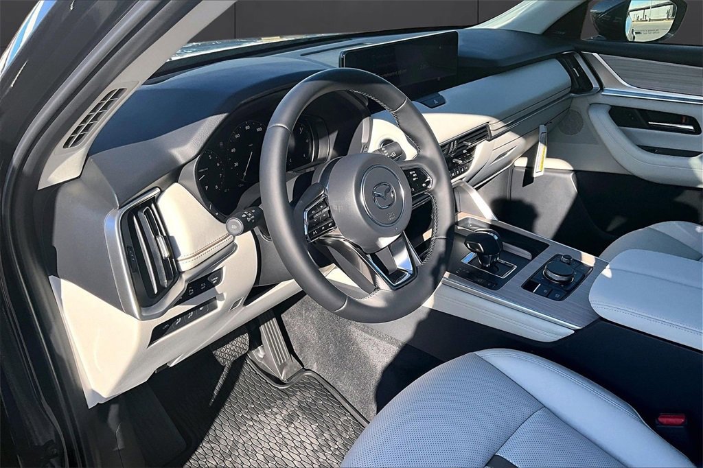 New 2026 MAZDA CX-90 3.3 Turbo w/ Premium Plus Pkg image 6
