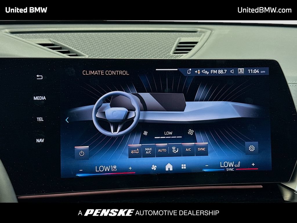 Used 2025 BMW X2 xDrive28i AWD/4WD image 11
