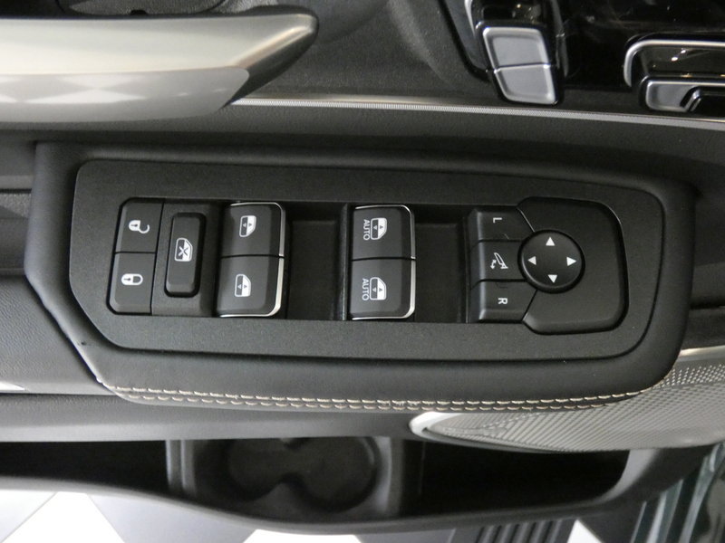 New 2027 RAM 1500 Tungsten AWD/4WD image 28