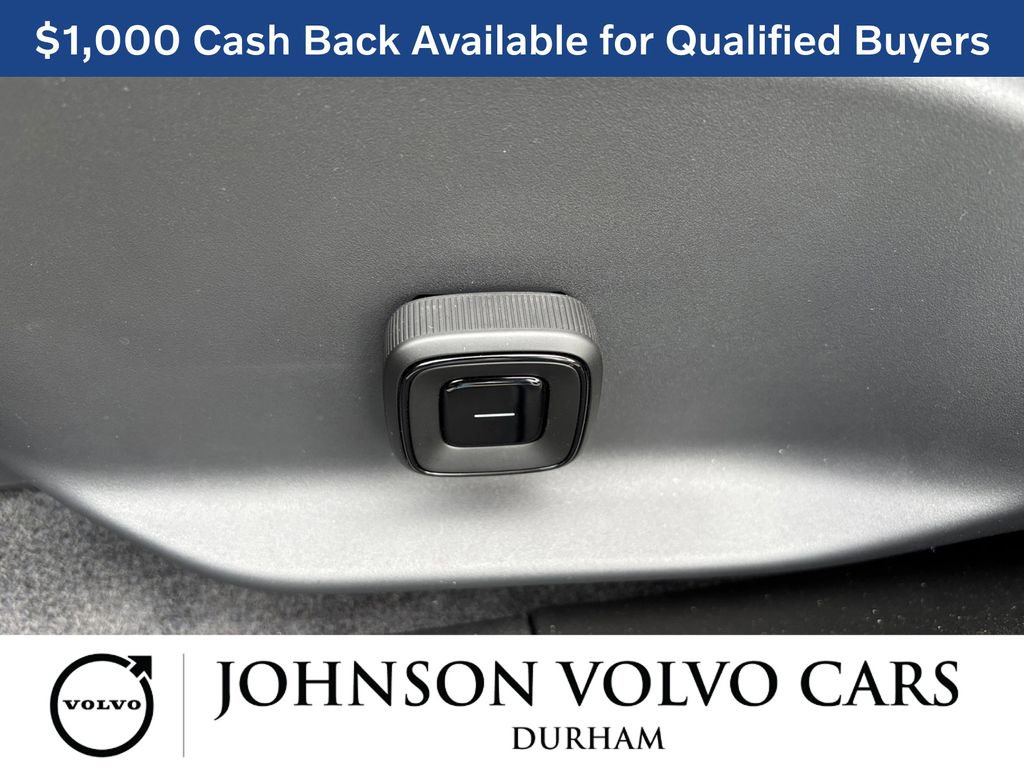 New 2026 Volvo EX30 Cross Country Ultra w/ Protection Package Premier image 12
