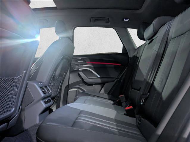 Certified 2025 Audi Q5 Premium Plus w/ Premium Plus image 25