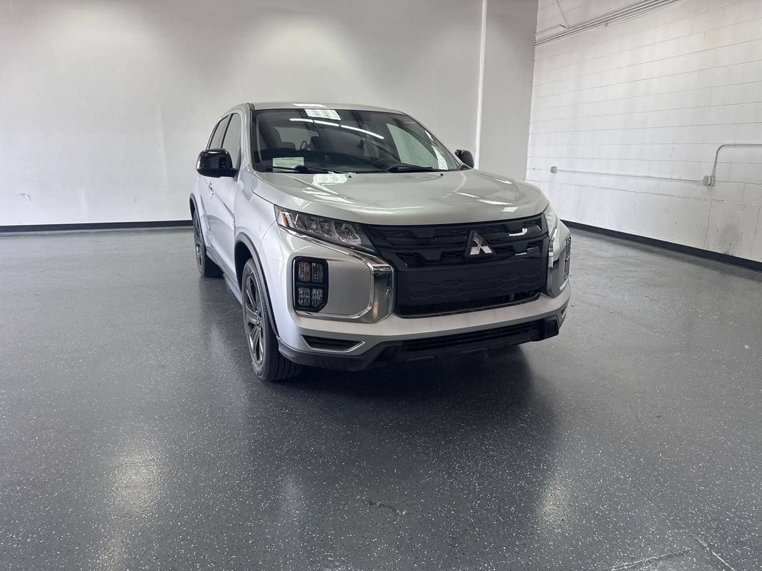 Used 2022 Mitsubishi Outlander Sport LE FWD image 1