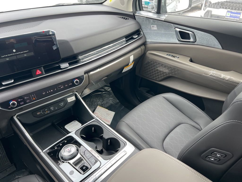 New 2026 Kia Carnival EX image 12