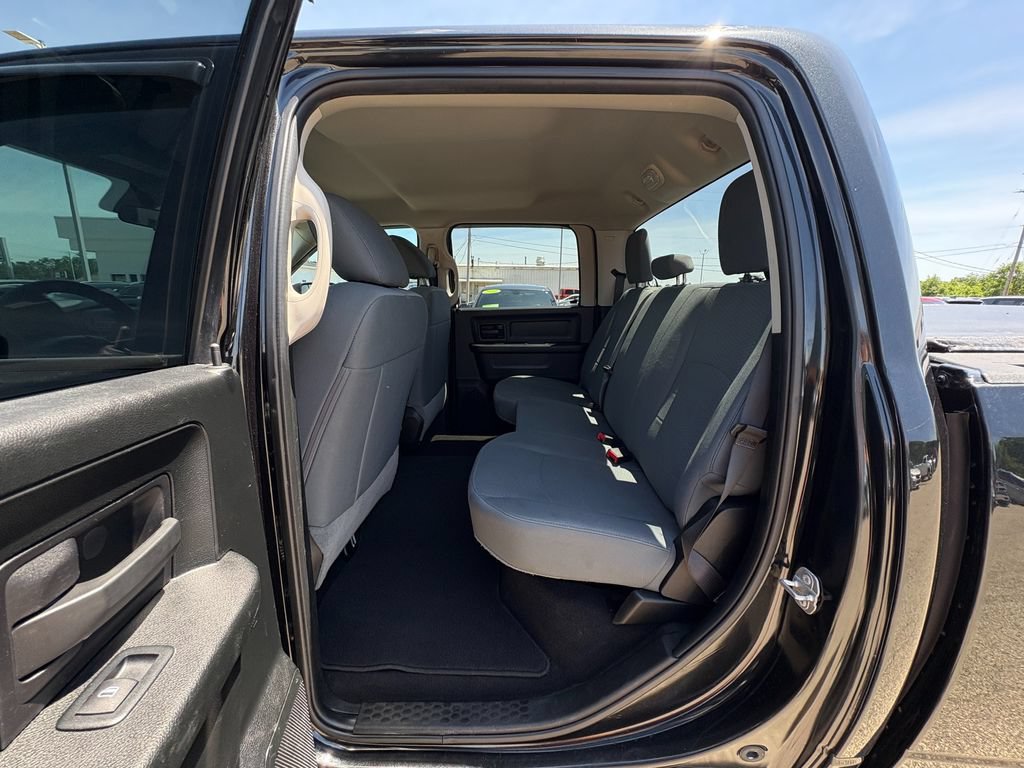 Used 2019 RAM 1500 Express w/ Wheel & Sound Group AWD/4WD image 19