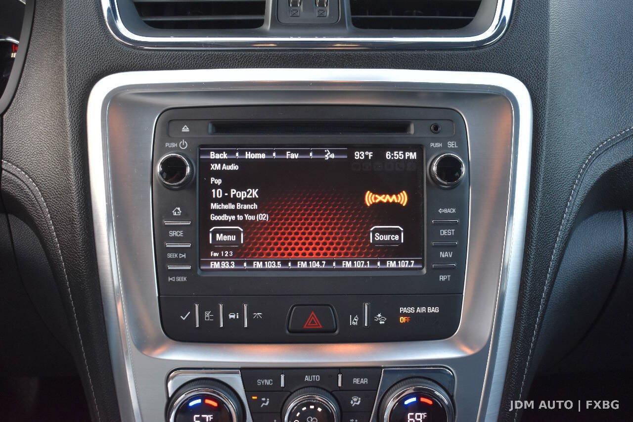 Used 2015 GMC Acadia SLT w/ Technology Package AWD/4WD image 25
