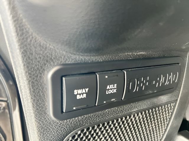 Used 2016 Jeep Wrangler Unlimited Rubicon w/ Dual Top Group image 12