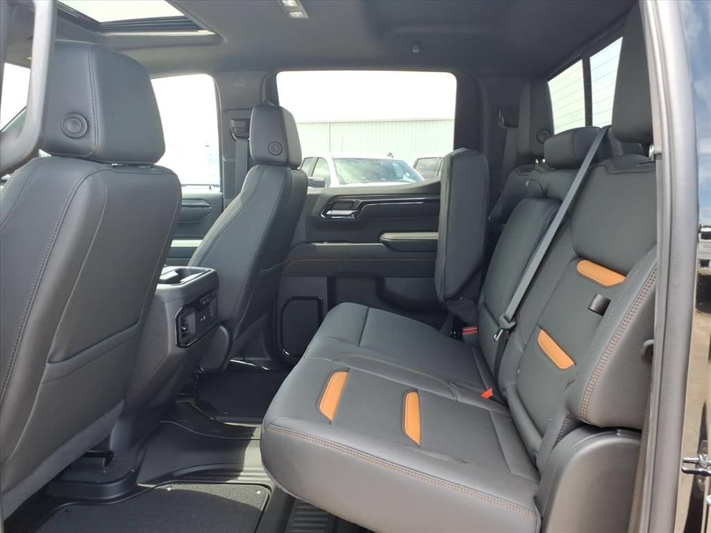 New 2026 GMC Sierra 1500 AT4 w/ AT4 Premium Package AWD/4WD image 15