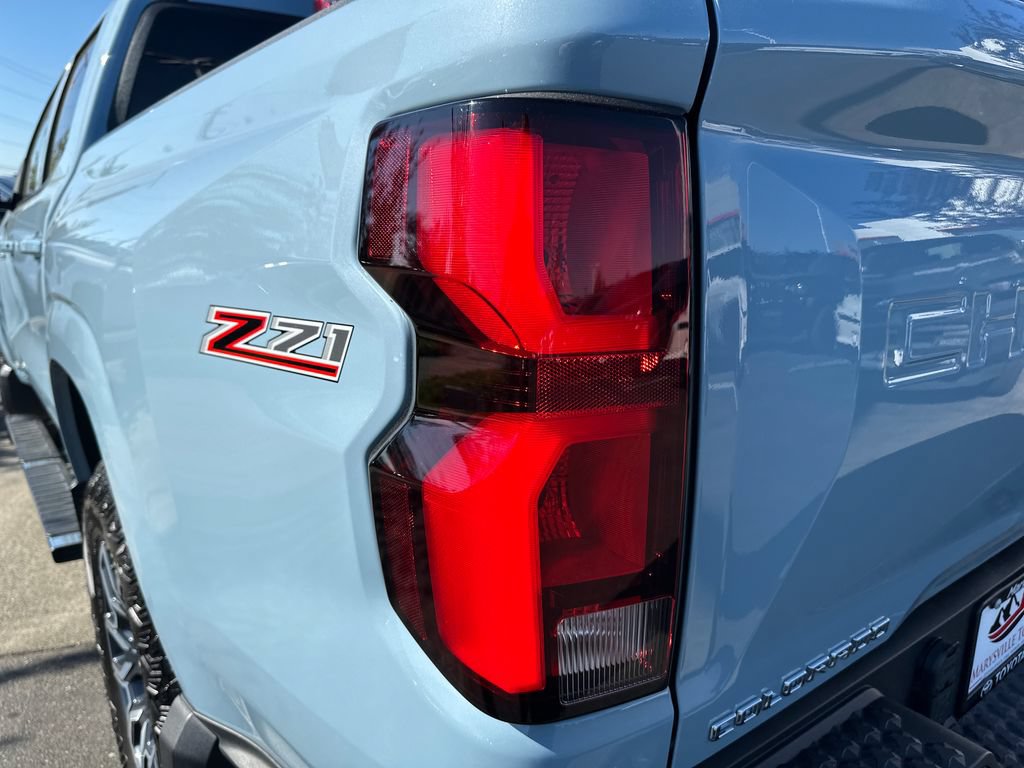 Used 2025 Chevrolet Colorado Z71 w/ Z71 Convenience Package 2 AWD/4WD image 10