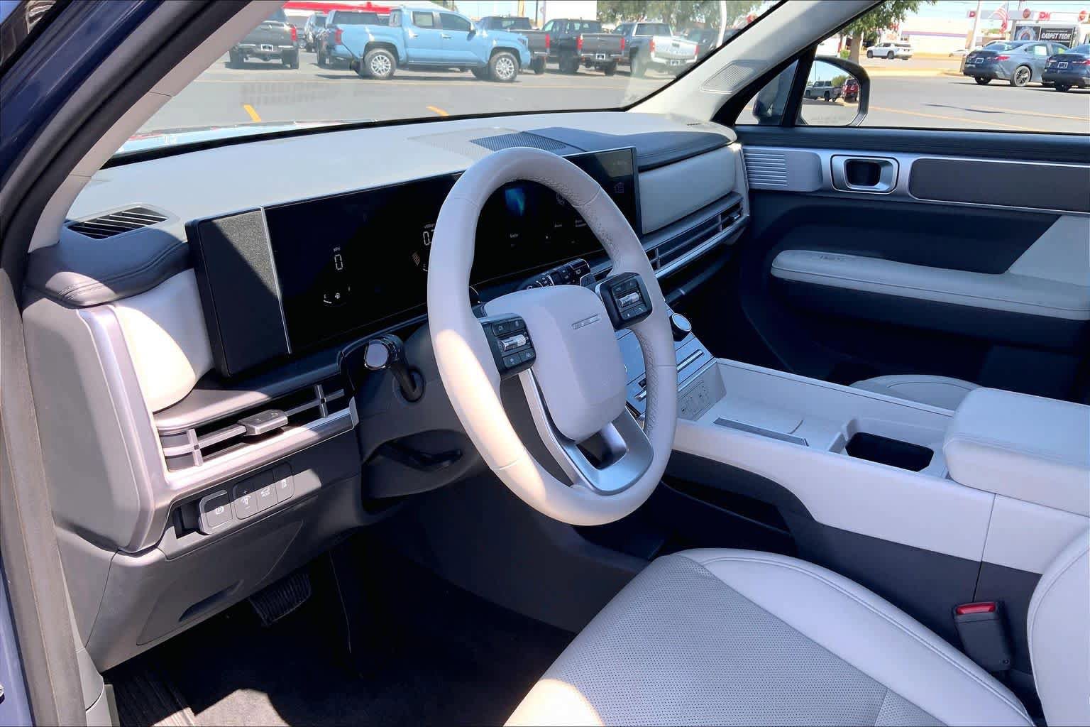 Used 2026 Hyundai Santa Fe SEL AWD/4WD image 17