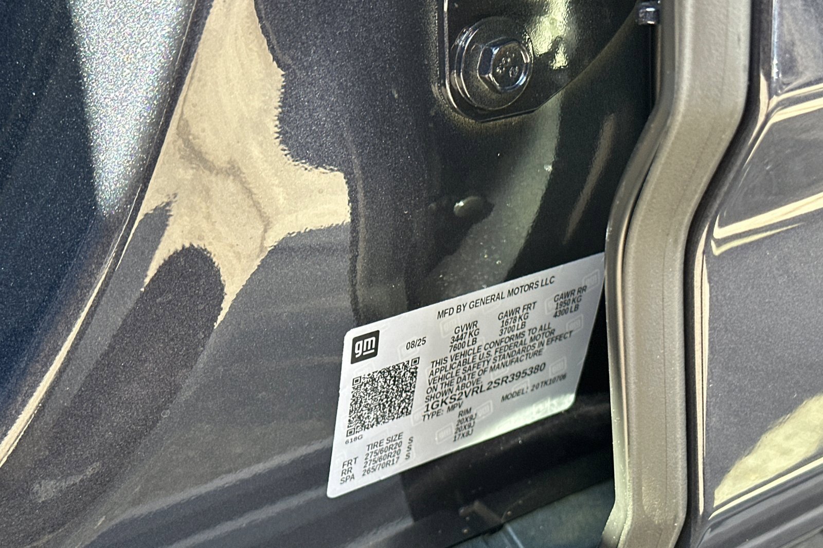 New 2025 GMC Yukon AT4 Ultimate w/ LPO, Floor Liner Package image 25