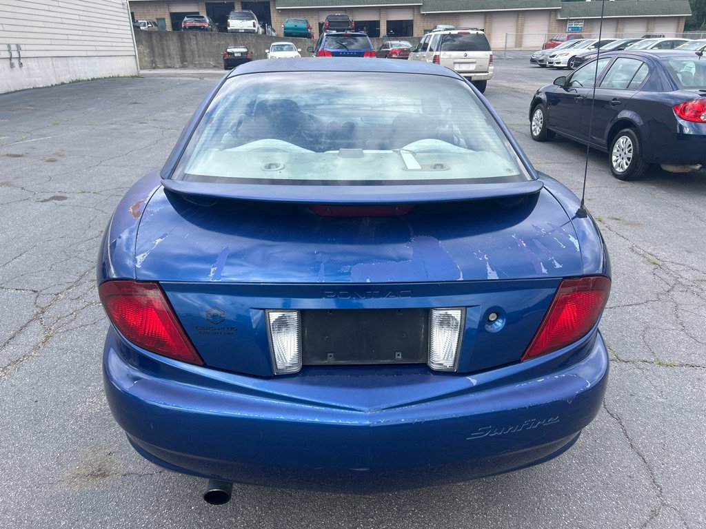 Used 2004 Pontiac Sunfire Coupe w/ 1SB Preferred Equipment Group FWD image 7