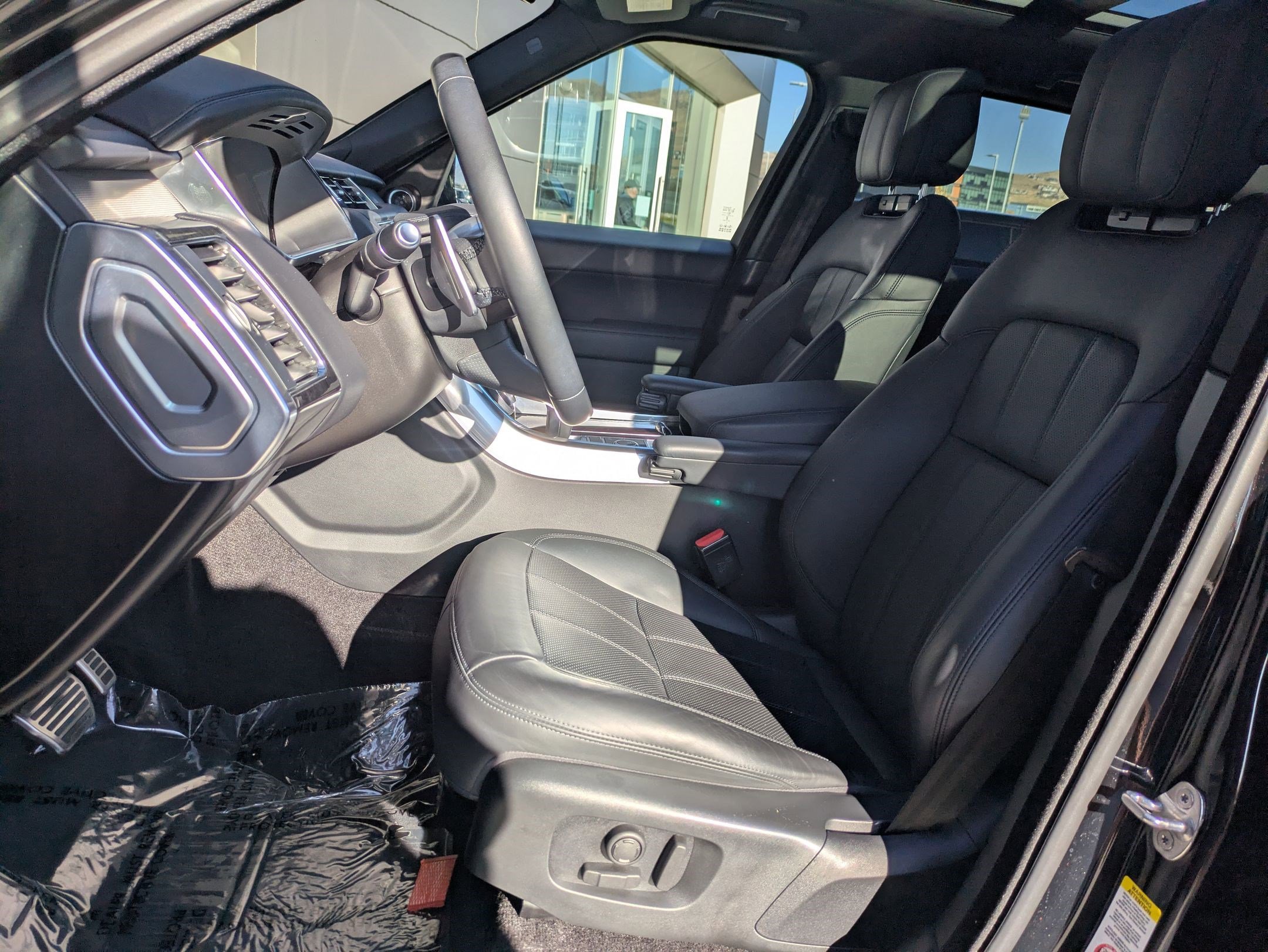 Used 2021 Land Rover Range Rover Sport HSE Silver Edition image 25