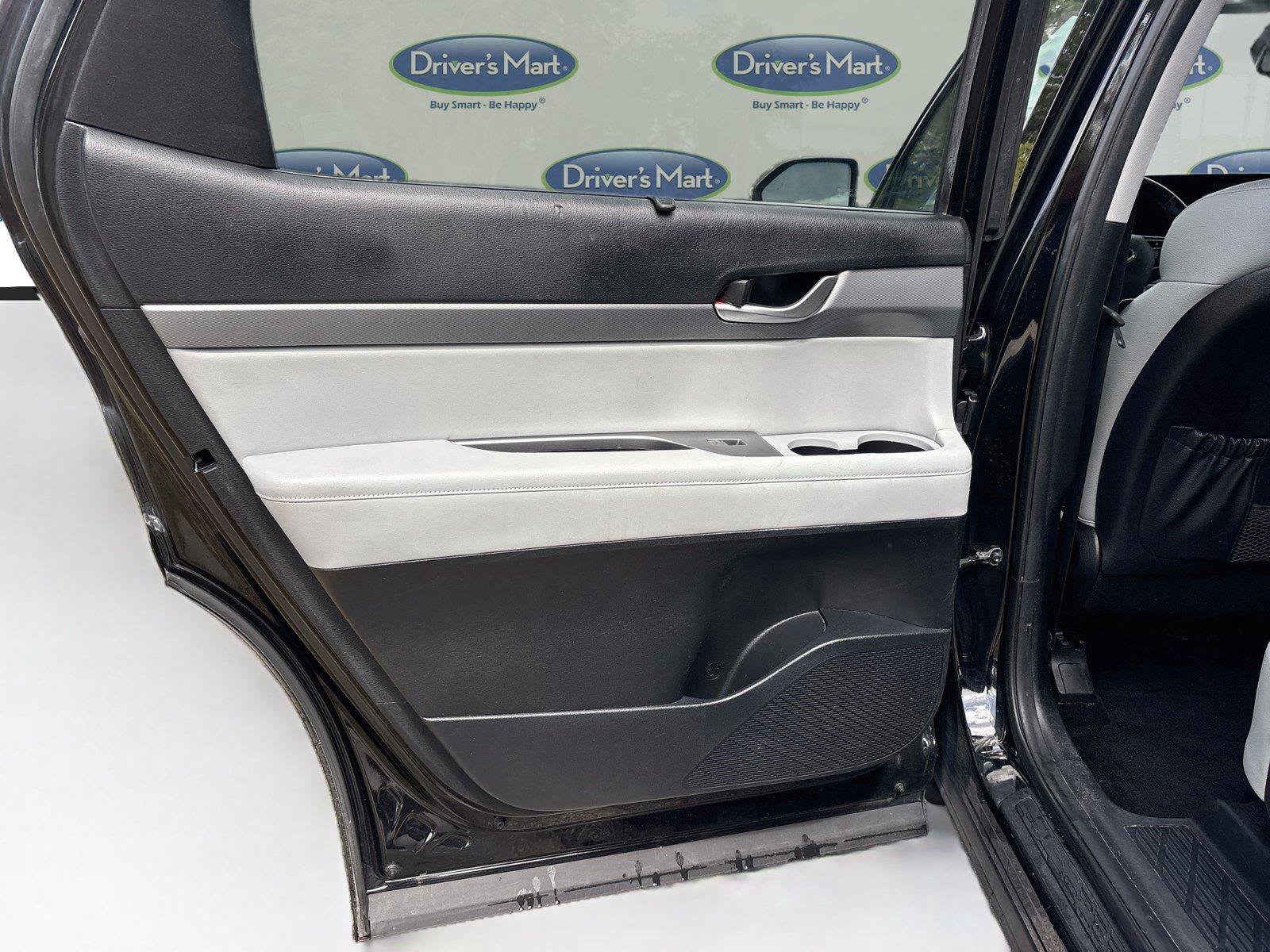 Used 2020 Hyundai Palisade SEL w/ Premium Package FWD image 14