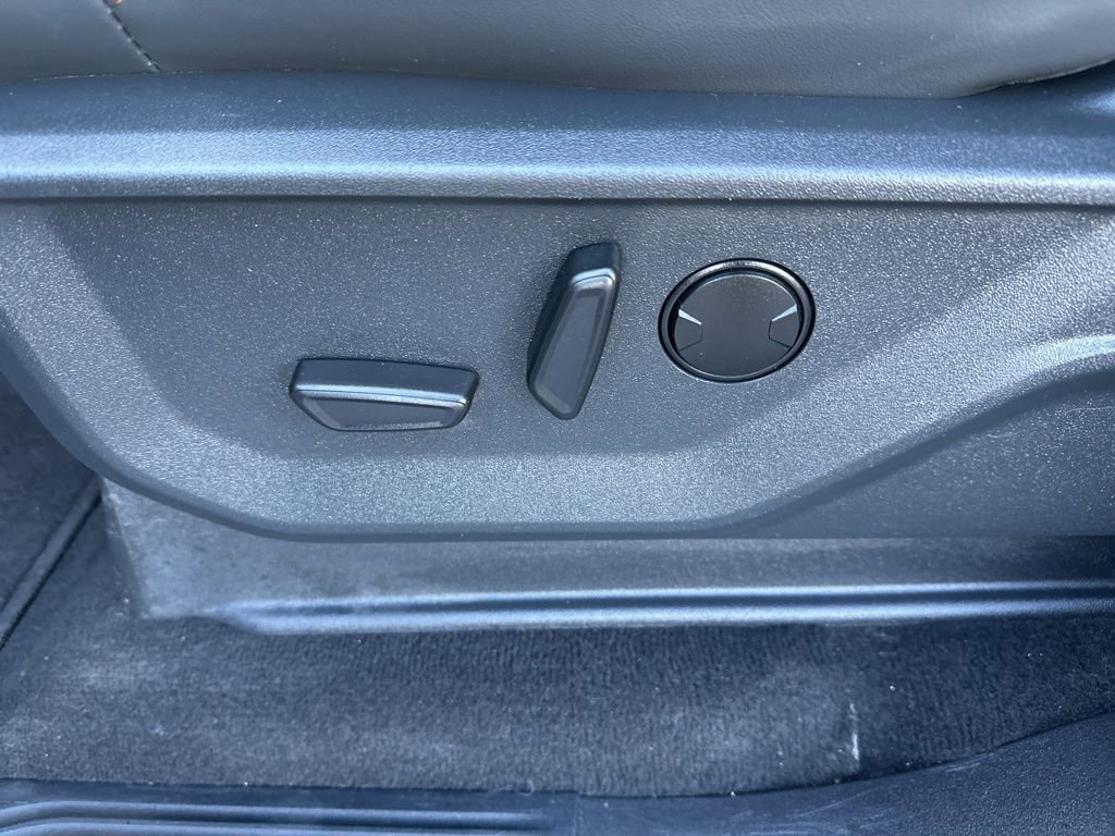 Used 2025 Ford Expedition Max Active image 21