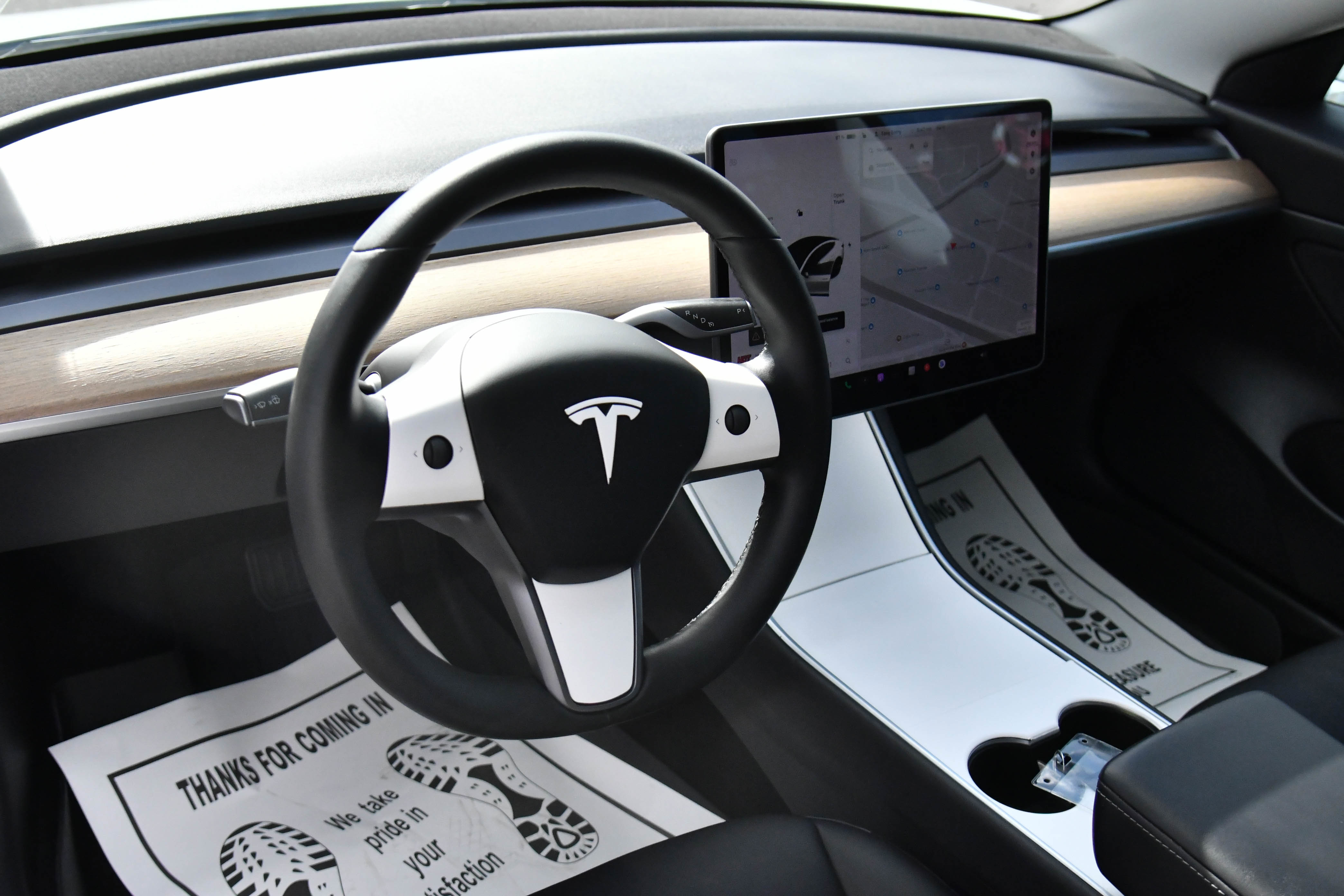 Used 2020 Tesla Model 3 Standard Range RWD image 14
