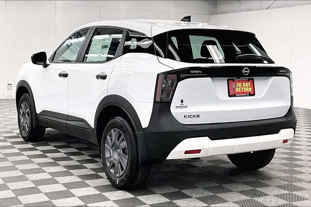 New 2026 Nissan Kicks S image 4