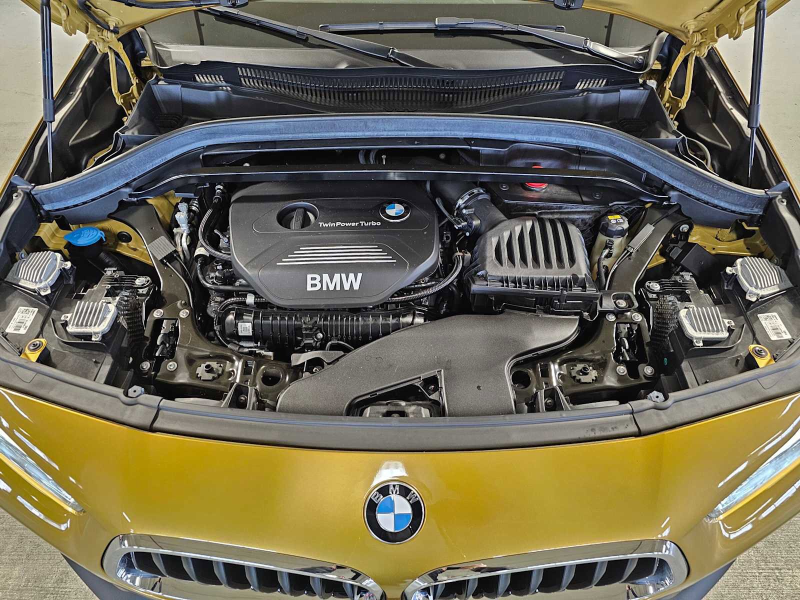 Used 2018 BMW X2 xDrive28i image 9