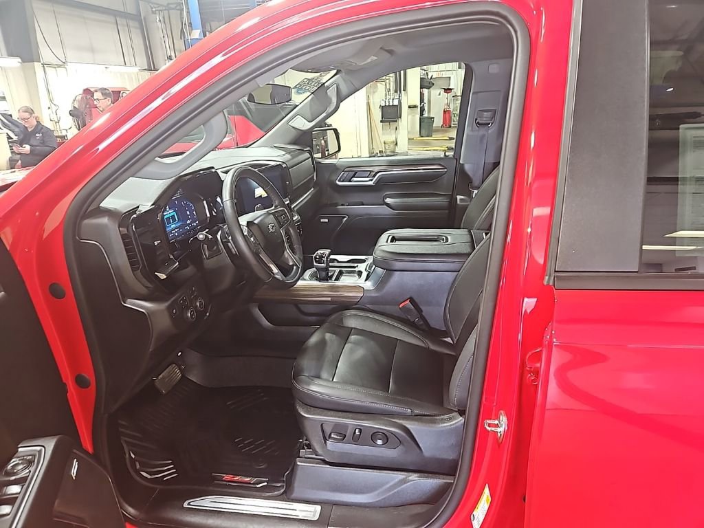 Used 2022 Chevrolet Silverado 1500 RST w/ RST All Star Premium Package image 16