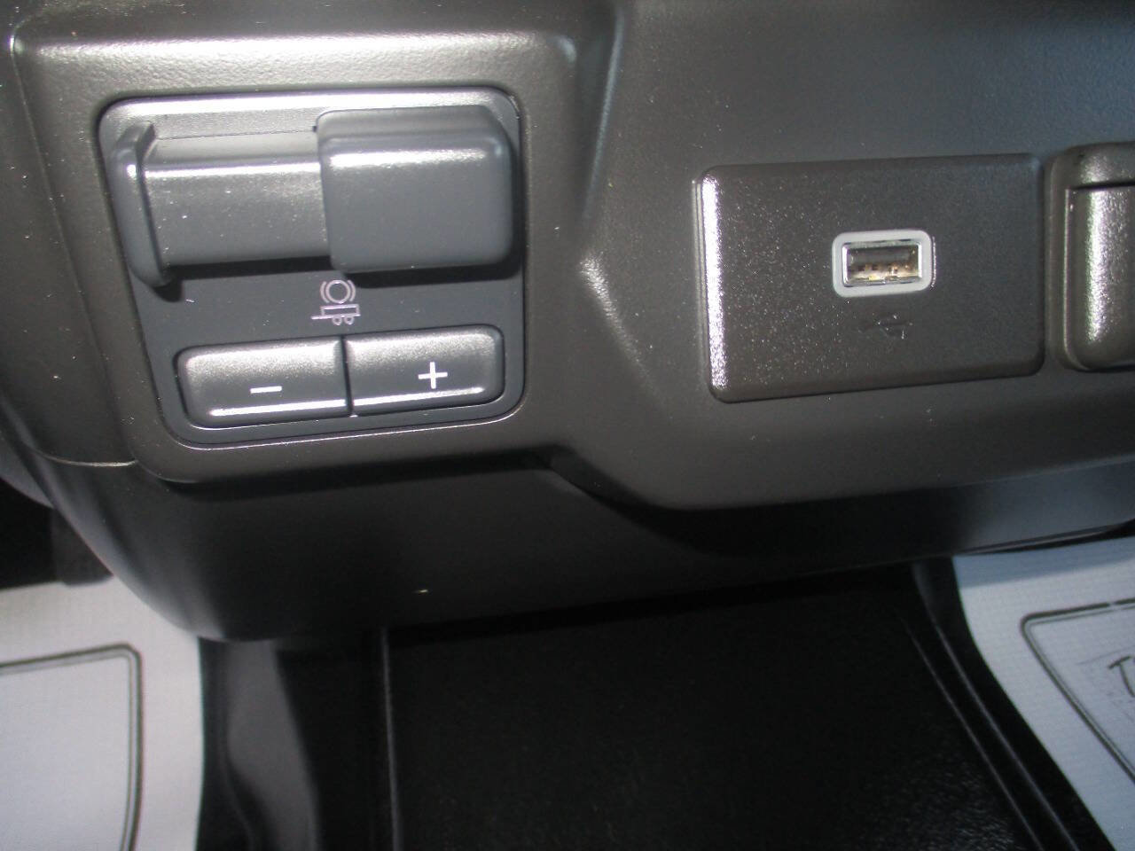 Used 2020 Chevrolet Silverado 1500 W/T w/ WT Value Package image 23