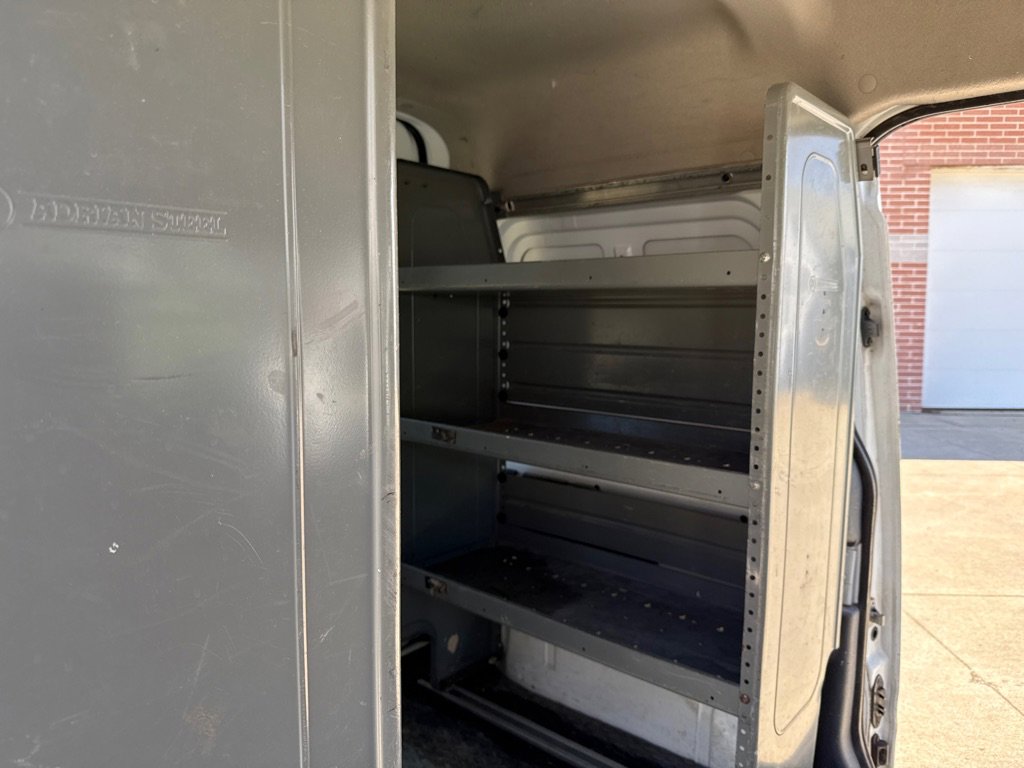 Used 2010 Ford Transit Connect XLT image 14