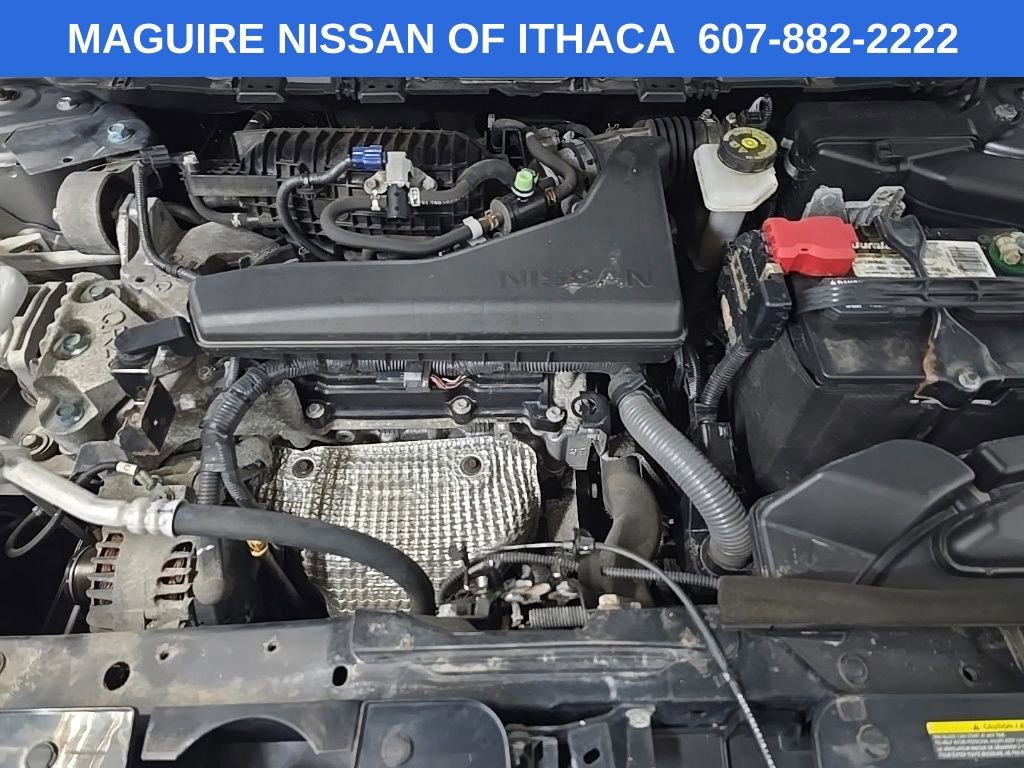 Used 2018 Nissan Rogue SV w/ Sun & Sound Touring Package image 13