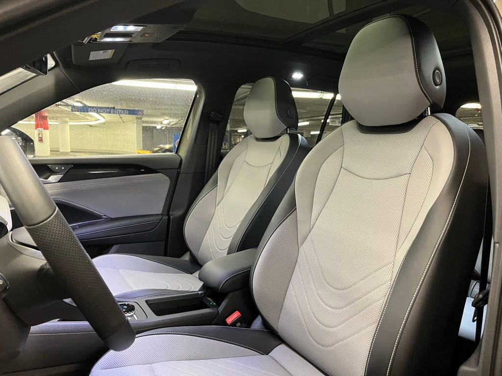 New 2026 Volkswagen Tiguan SE R-Line AWD/4WD image 20