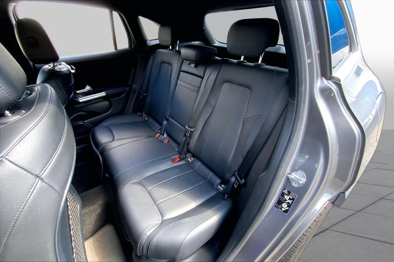 Used 2021 Mercedes-Benz GLA 250 4MATIC image 21