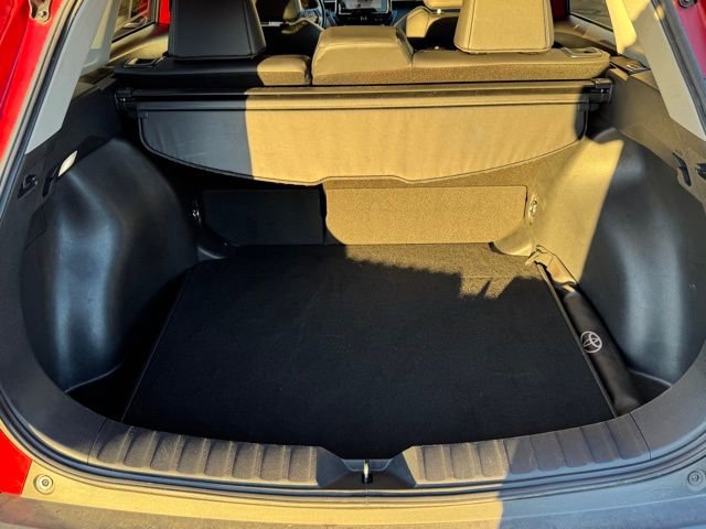 Used 2024 Toyota Corolla Cross XLE image 30