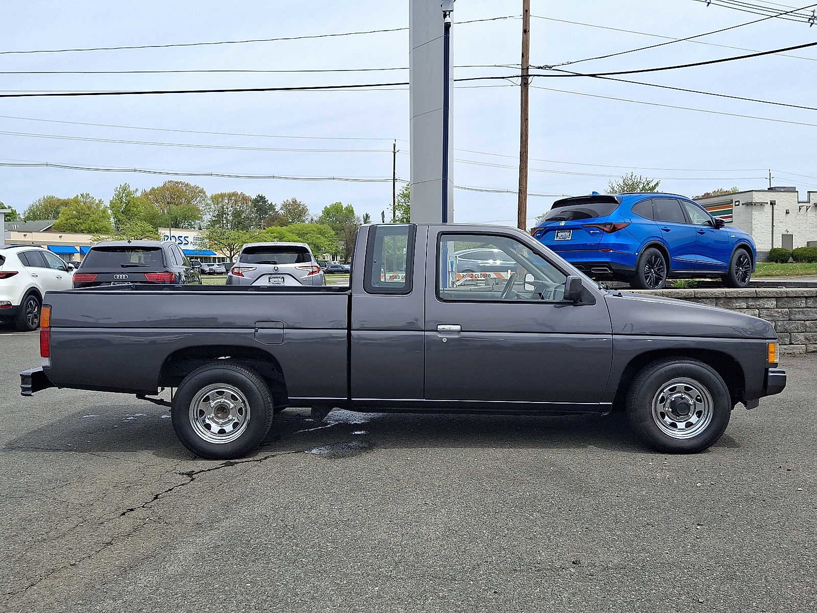 Used 1991 Nissan Pickup 2WD King Cab image 12