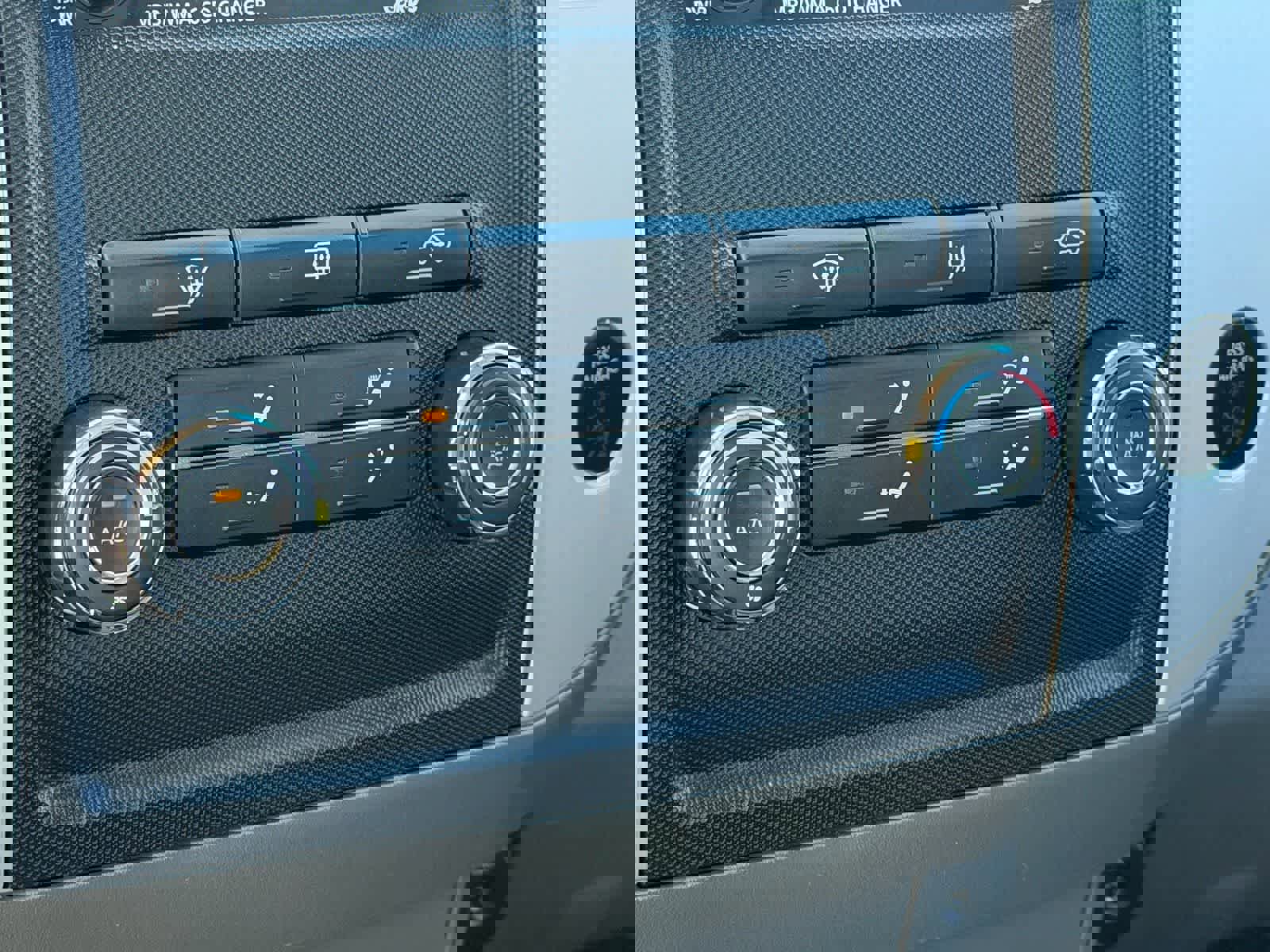 Used 2012 Nissan Frontier SV w/ Sport Appearance Pkg image 26