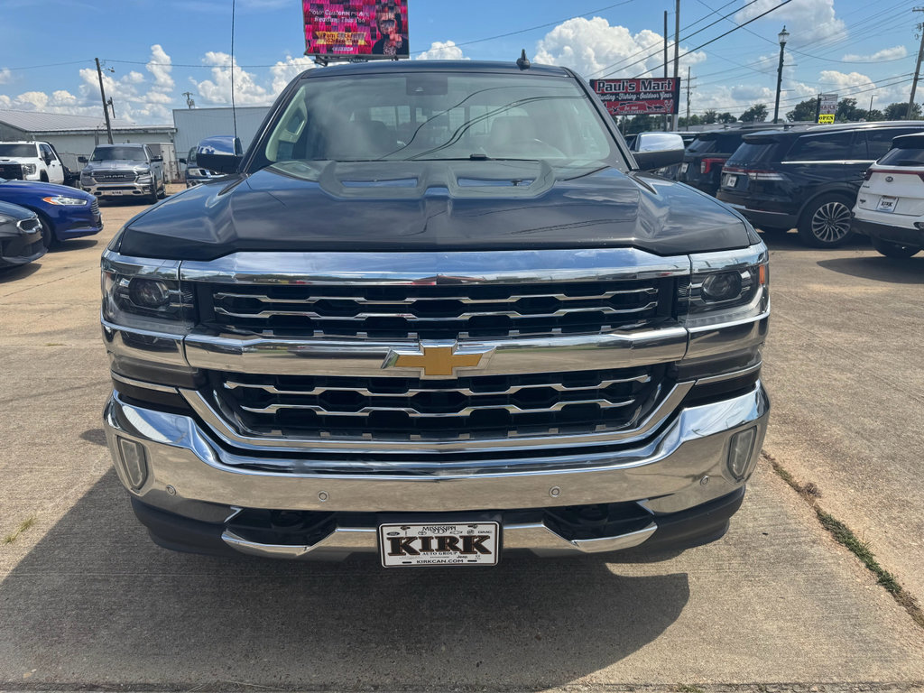 Used 2017 Chevrolet Silverado 1500 LTZ w/ Texas Edition image 8