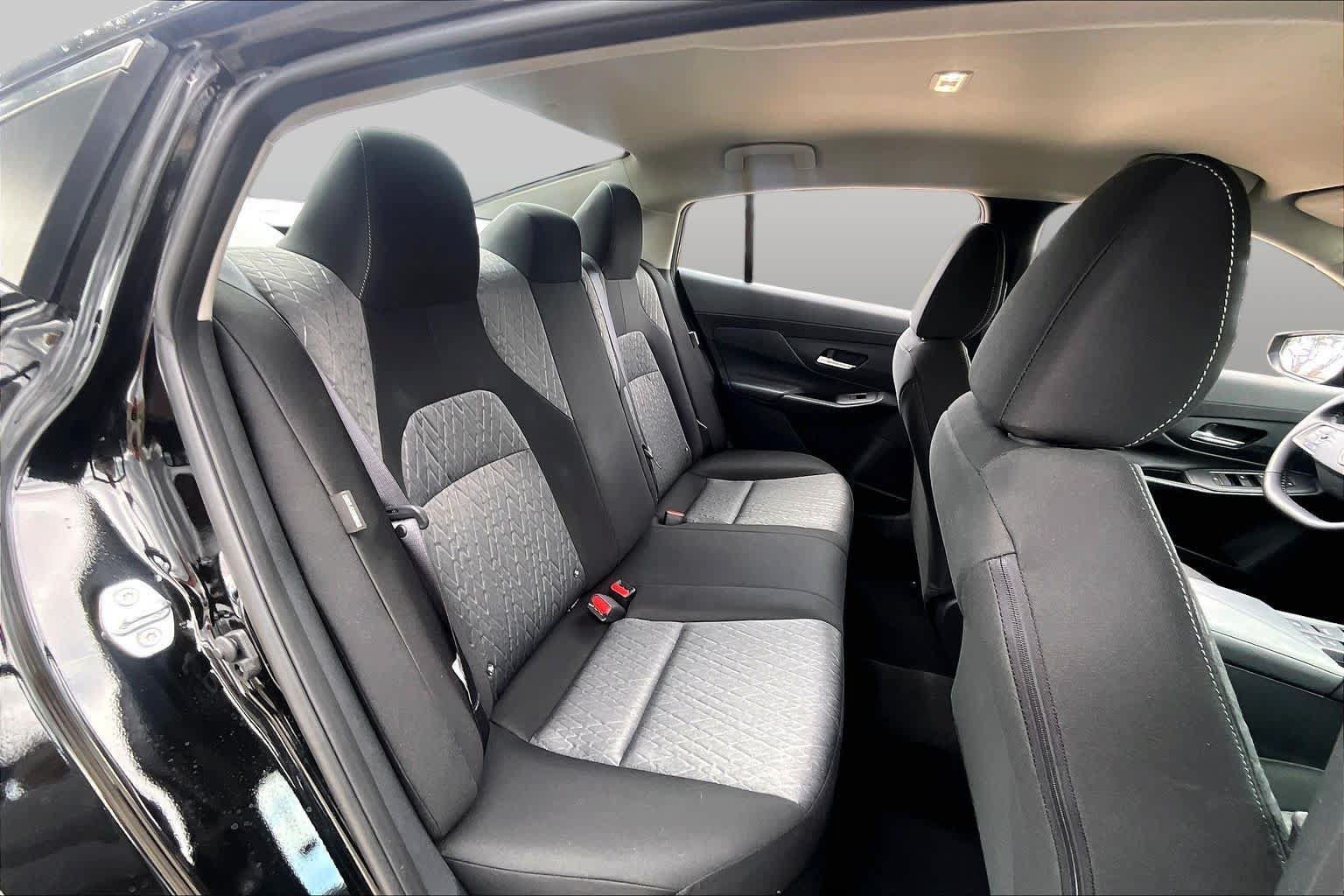 Certified 2026 Nissan Sentra SV w/ SV Convenience Package FWD image 21