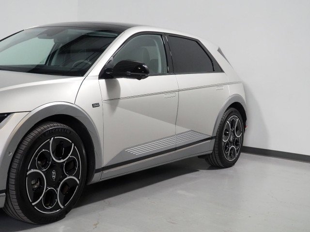 Used 2024 Hyundai Ioniq 5 Limited image 57