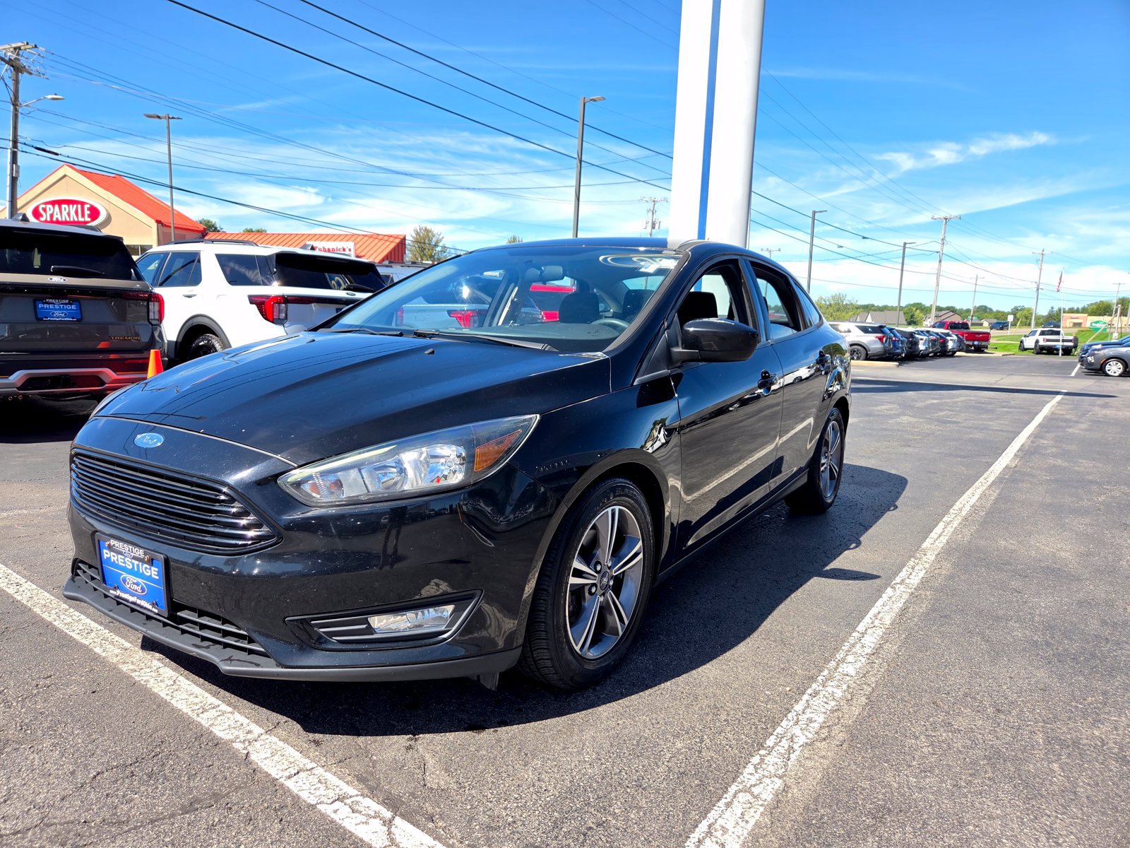 Used 2018 Ford Focus SE w/ SE Appearance Package FWD image 7
