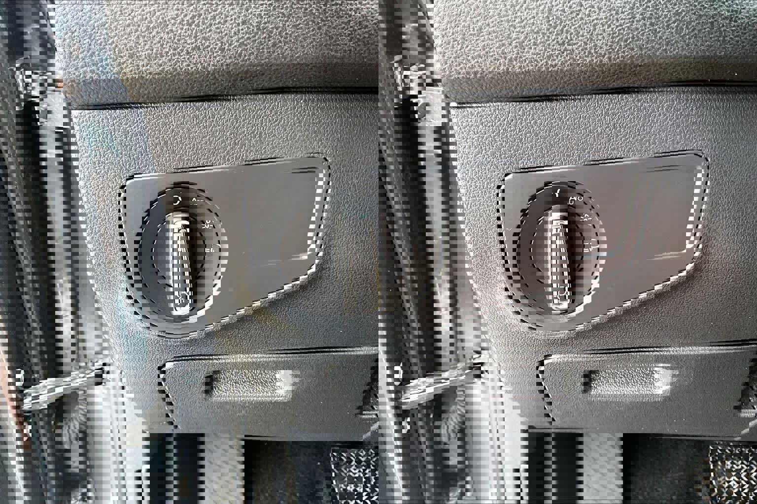 Used 2022 Volkswagen Tiguan SE image 34