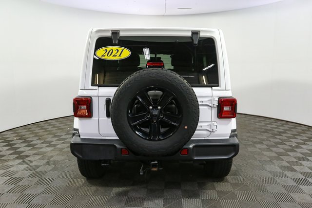 Used 2021 Jeep Wrangler Unlimited Sahara image 9