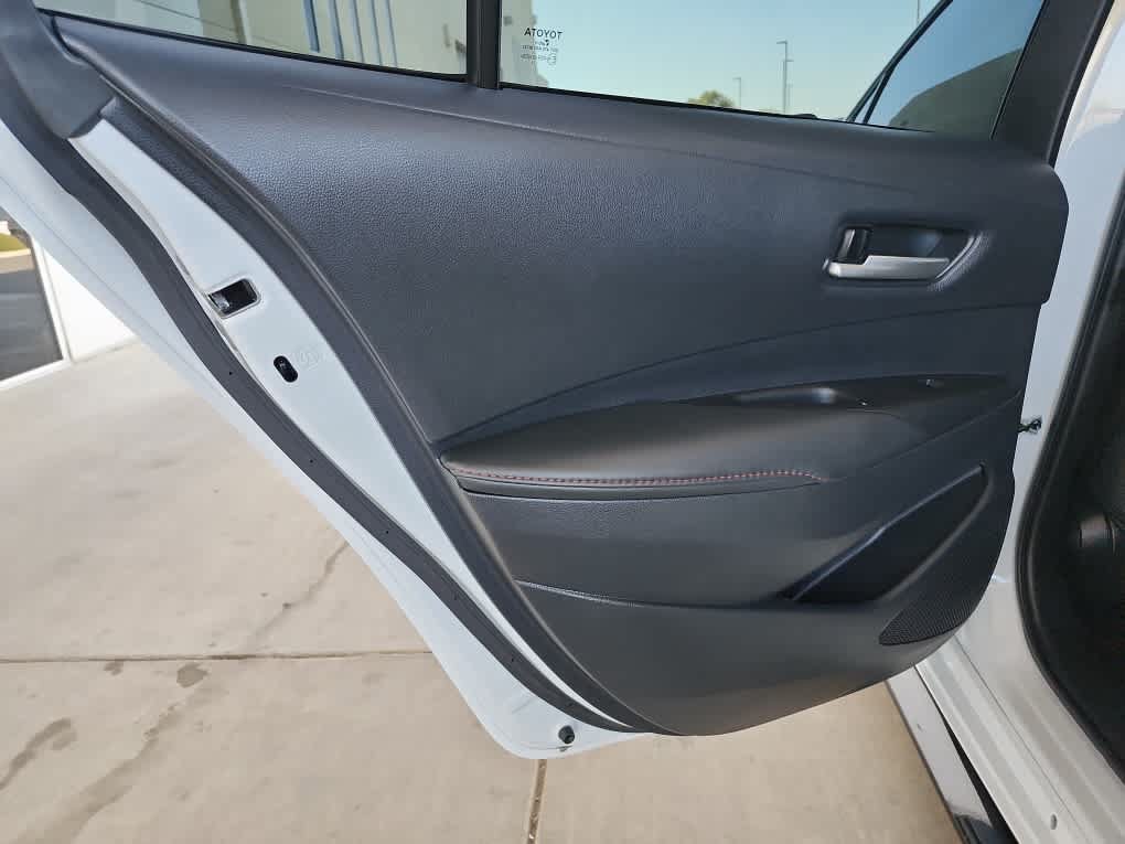 Used 2025 Toyota Corolla SE FWD image 14