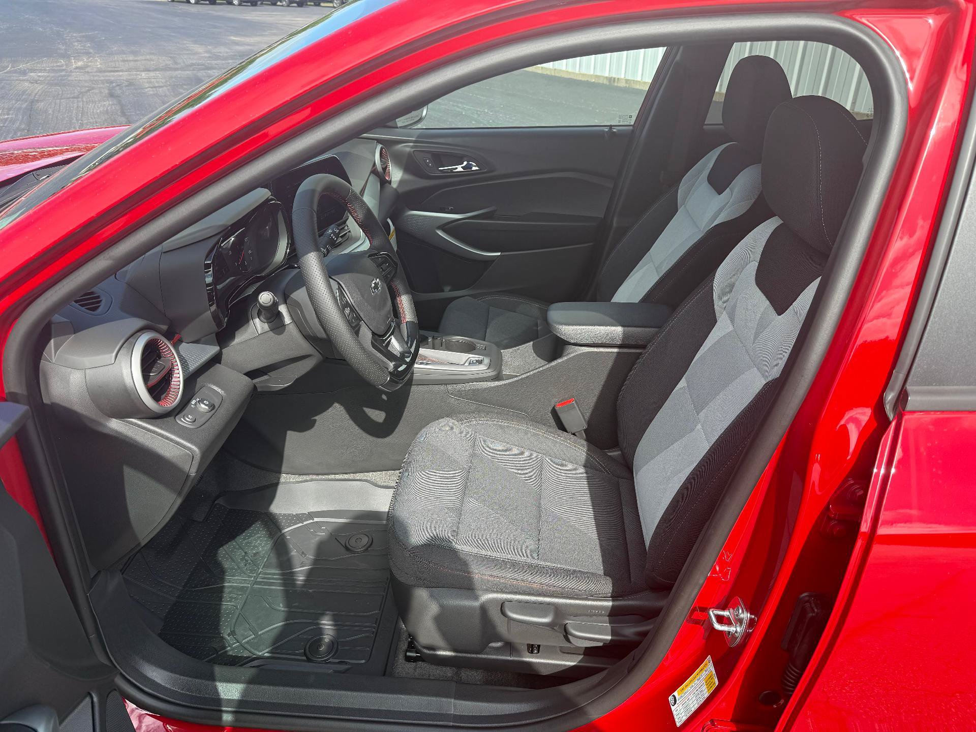 New 2026 Chevrolet Trax RS FWD image 11